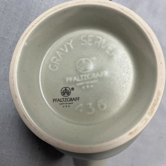 Pfaltzgraff Heirloom Gravy boat pitcher - Picture 6 of 6